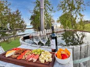 Orilla de Lago con Hot Tub, parrilla y vistas